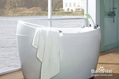 浴缸怎样清洁和保养