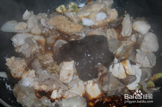 酱烧鱼鳔鱼杂的烹饪方法