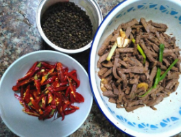 如何做麻辣牛肉条