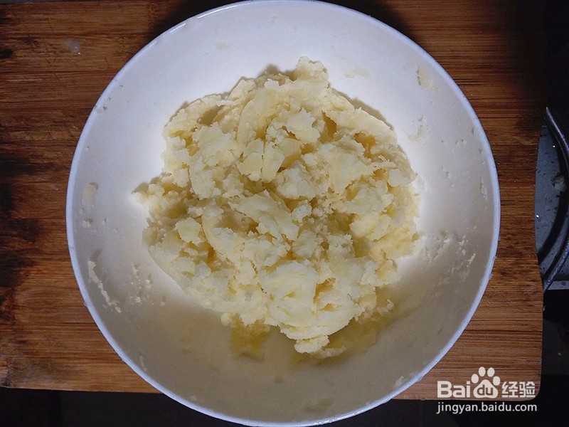 一道美味又营养的肉末土豆泥,1分钟就能学会
