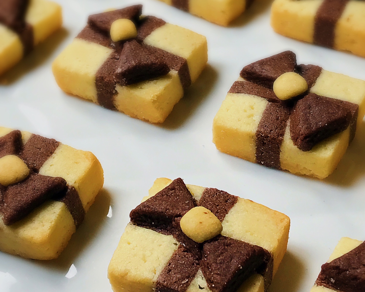 原来制作双色礼物曲奇小饼干这么简单,一看就会