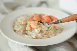 怎么做美味的鲜虾瑶柱鸡丝粥