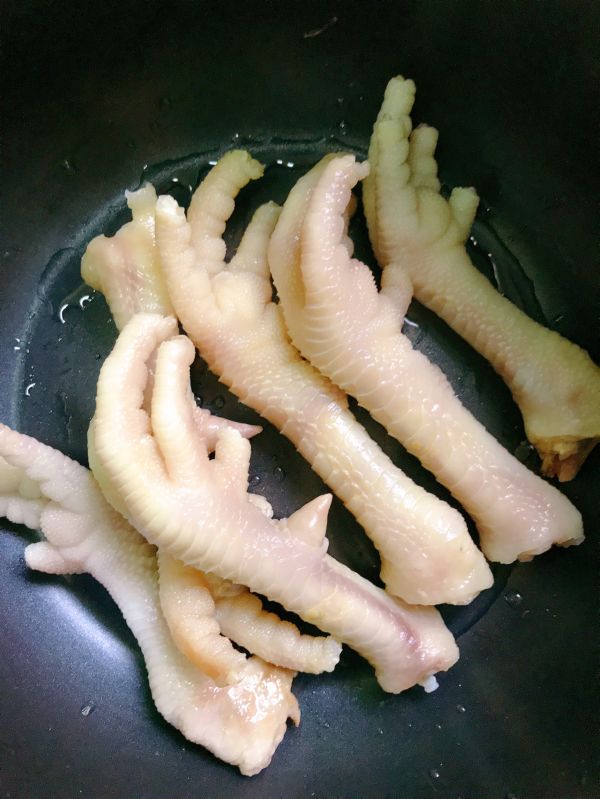 消暑鸡脚绿豆汤