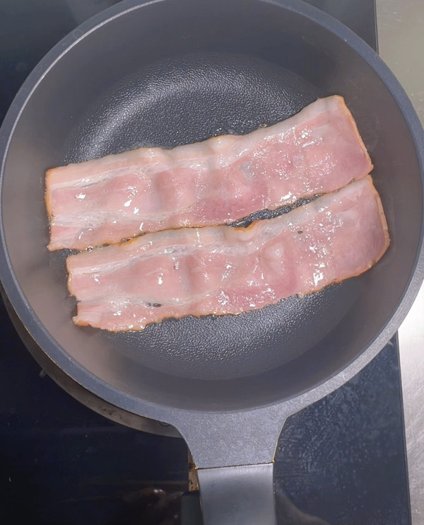 贻贝鱼丸汤早餐