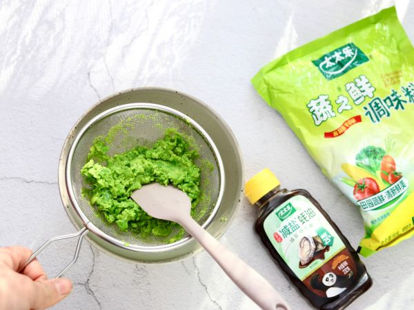 豌豆泥小蘑菇沙拉