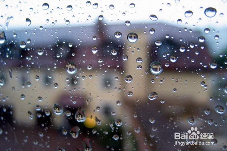 新手雨天开车注意事项