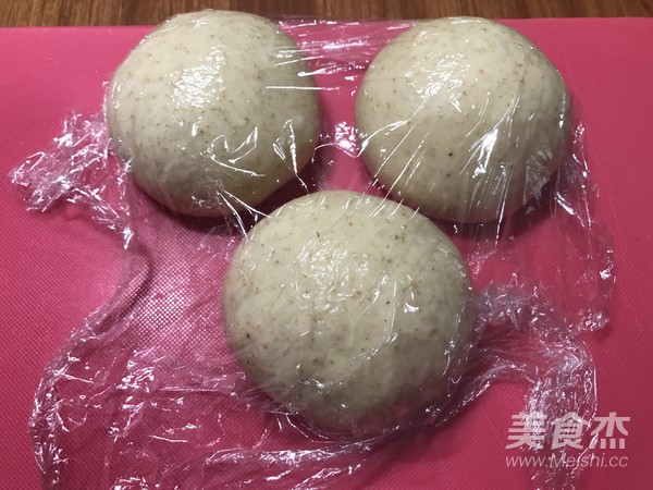 全麦葡萄干吐司