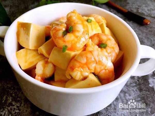 鲜虾豆腐煲和鸡公煲哪个更好吃，都是怎么做的？