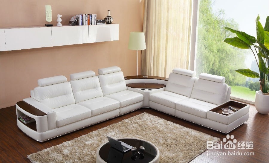 <b>如何挑选一款合适的现代布艺沙发</b>