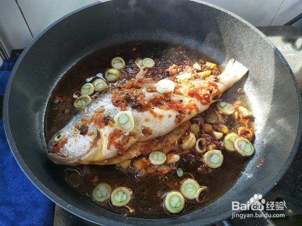 酱汁烧黄花鱼