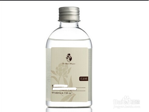 简单方法解决手脚干燥开裂的问题