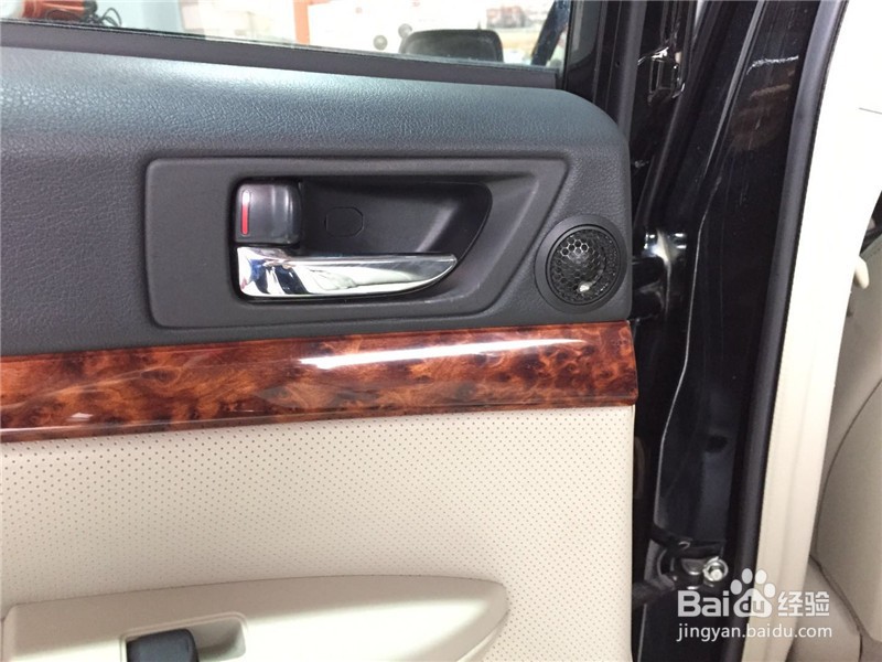 武汉斯巴鲁傲虎改装音响案例