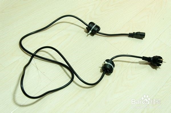 长虹等离子电视抗干扰夹扣式磁环安装方法