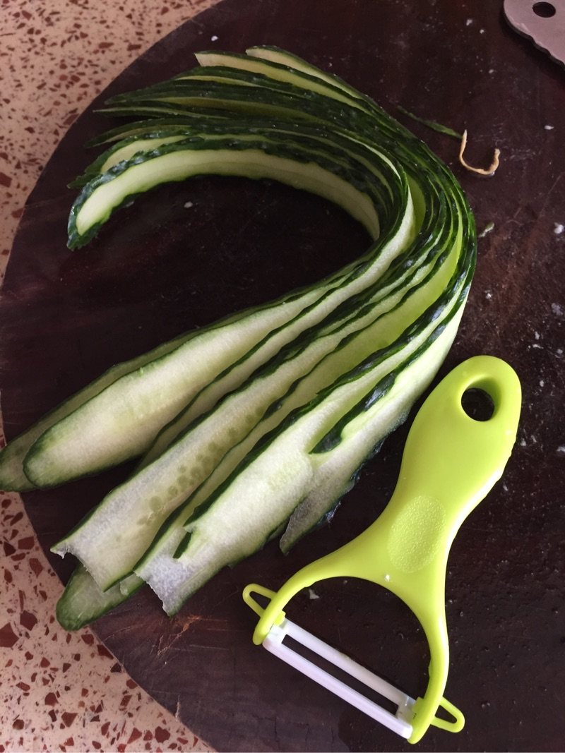 凉拌青瓜小卷的做法，你get到了吗？