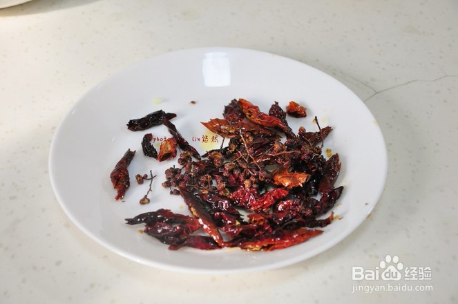 如何做干煸肉丝芹菜？