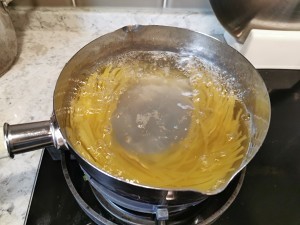怎么做快手香浓肉酱意面