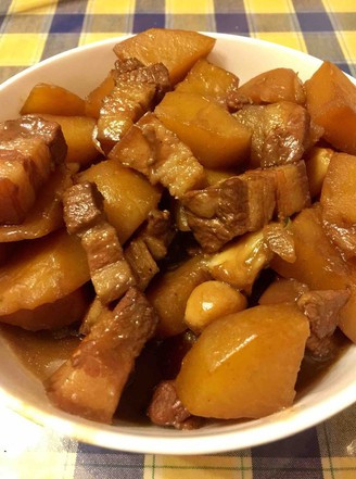 土豆炖五花肉