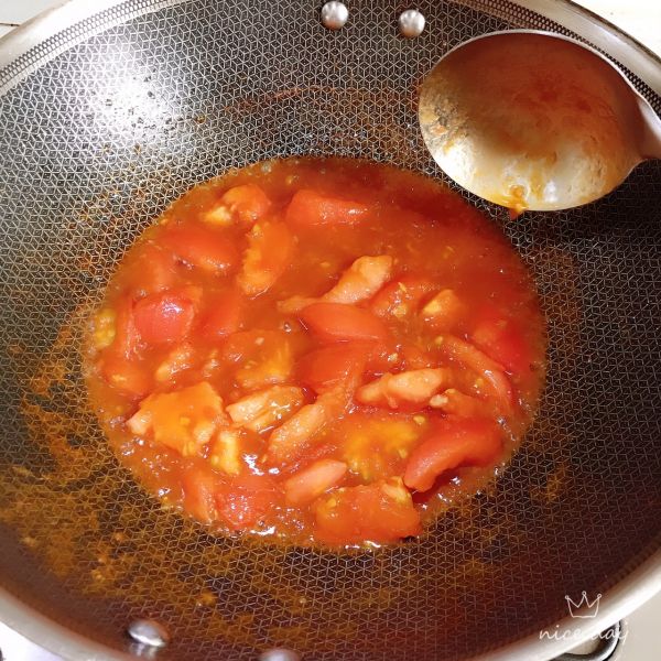 西红柿鸡蛋疙瘩汤