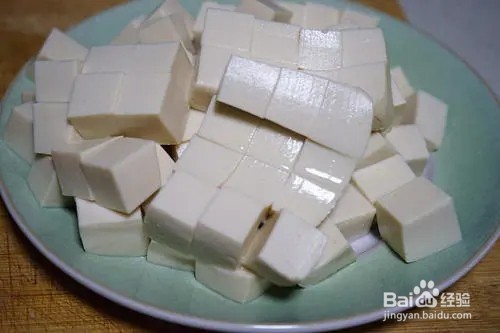 嫩豆腐荠菜汤