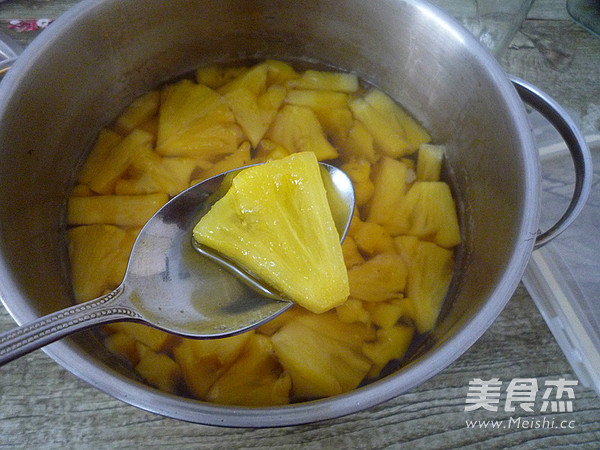 糖水菠萝的做法