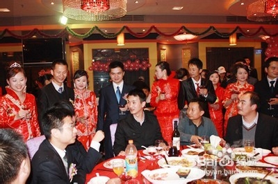 中国传统婚礼习俗包括什么