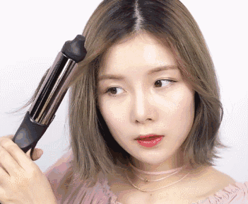 外翘短发怎么弄好看