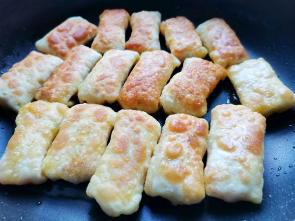 饺子皮土豆丝饼