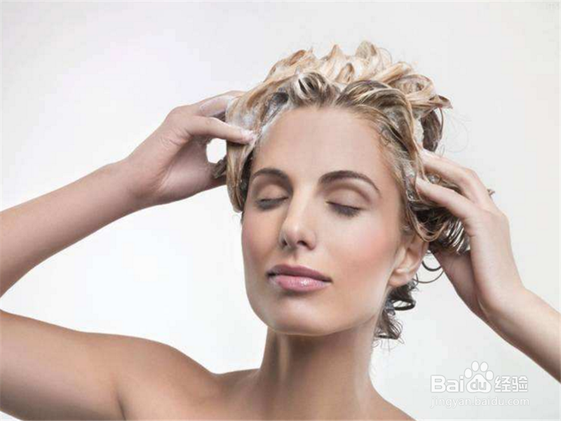 每天游泳的人如何保养头发？