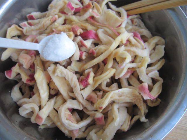 教你一道超好吃的开胃小菜——萝卜小咸菜