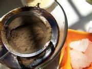 恋奶精球龟苓膏的制作方法