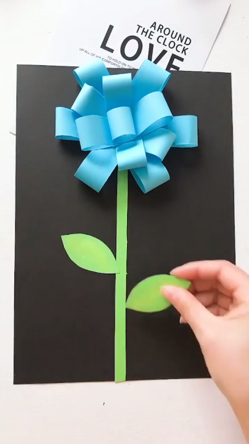 手工剪贴立体小花怎么做