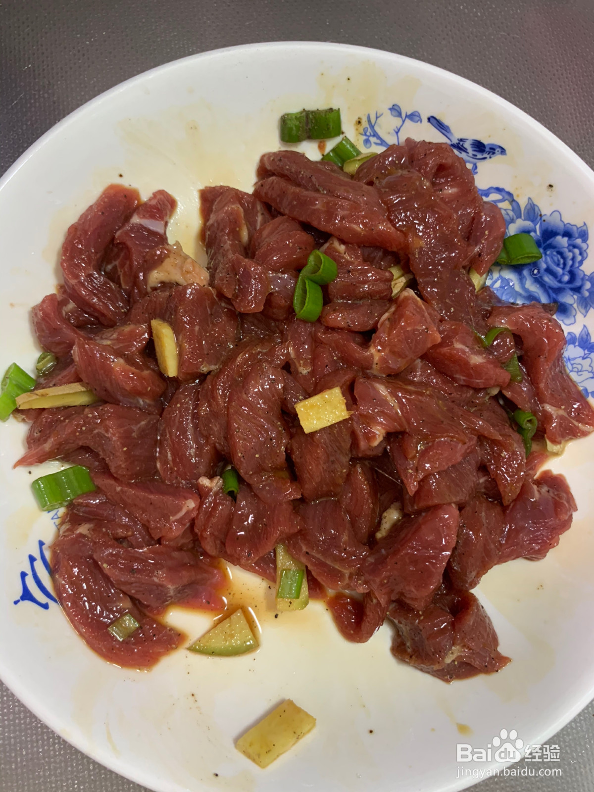 黑椒口蘑牛肉条的做法