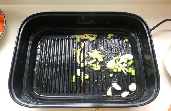 鲜虾鸡翅玉米煲