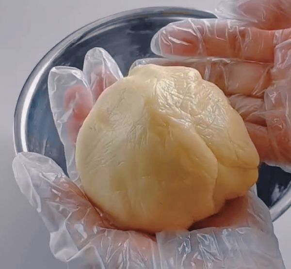 椒盐花生奶酥月饼