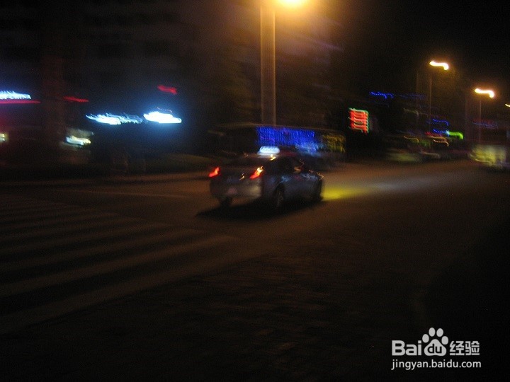 旅游的夜晚怎样拍夜景画面
