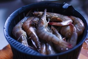 香辣大虾干锅怎么做色香味俱佳