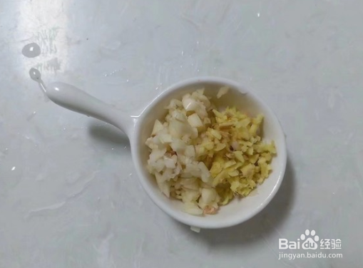 酸脆藕心菜的做法