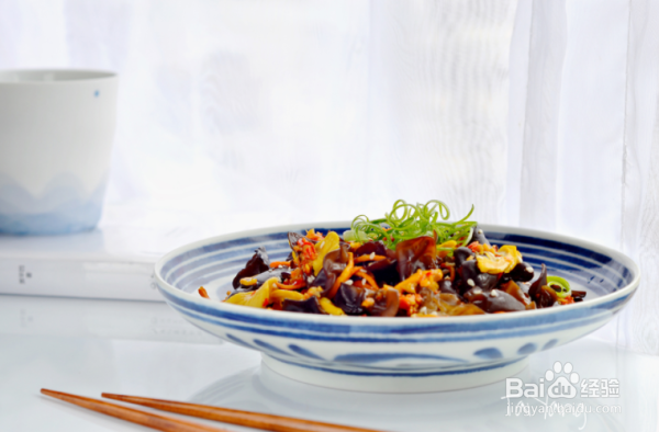 教你如何巧切葱丝