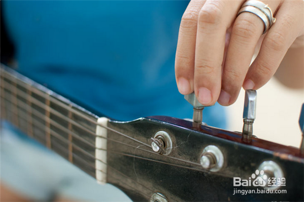 如何自学吉他?原声吉他速成指南