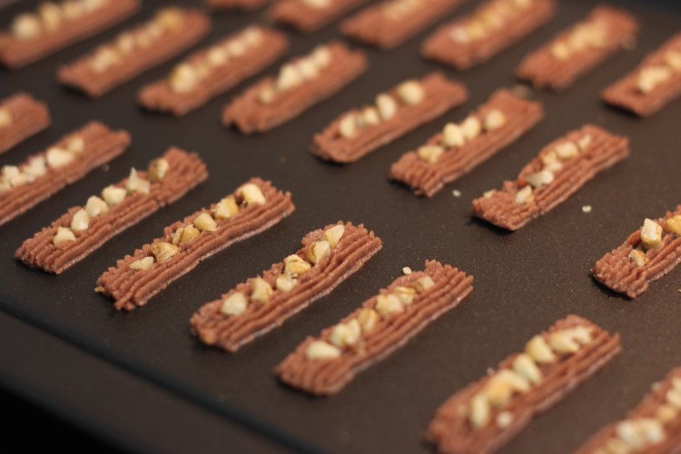 果酱夹心饼干这样做才美味