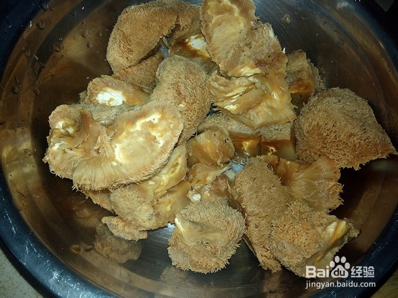 养胃靓汤：猴头菇煲鸡汤