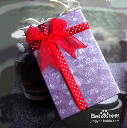 怎样点缀包装盒