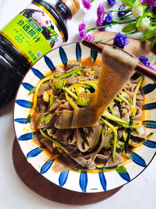 珍选捞汁荞麦面皮