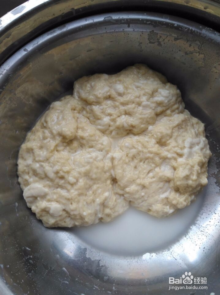 教你如何自己在家制作可口的凉皮。