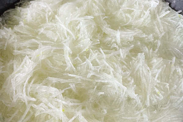 冬翅冬蓉馅月饼