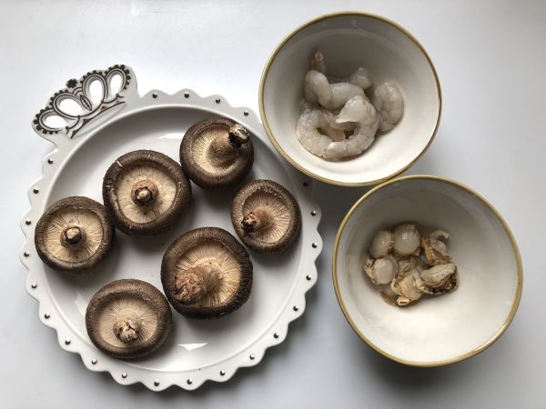 虾泥扇贝香菇盅