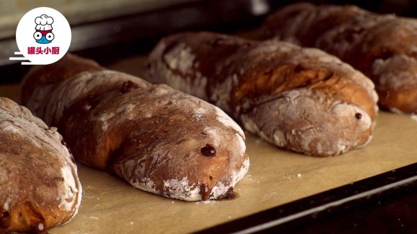 巧克力手拌面包