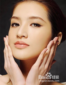 拍打脸部的好处及方法