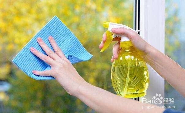 玻璃门磨砂贴纸怎么贴