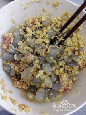 食补养生韭菜虾仁鸡蛋三鲜馅儿饺子